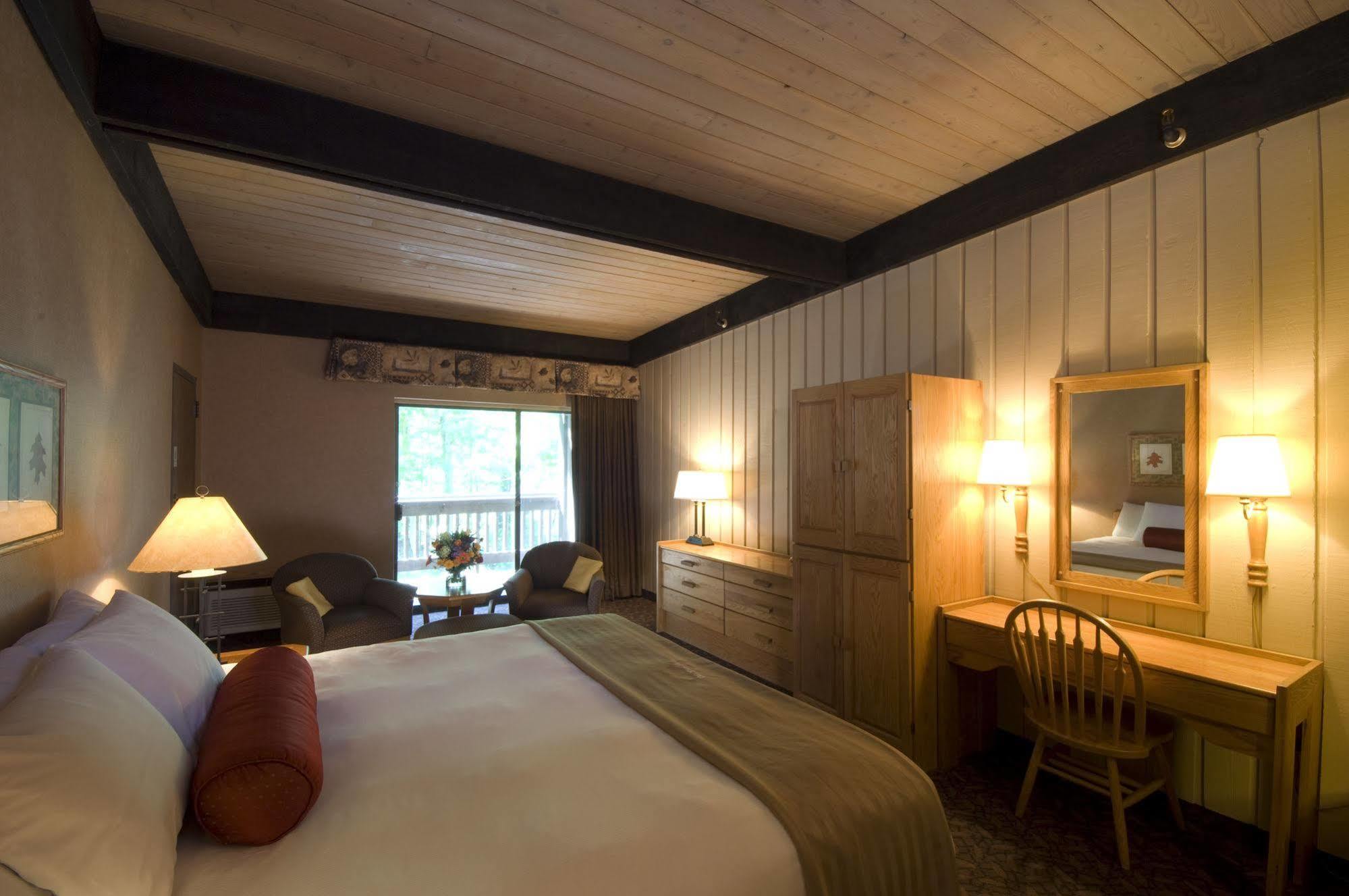 Mohican Lodge And Conference Center Perrysville Экстерьер фото